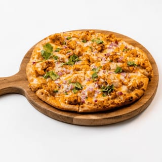 Butter Chicken Naan Pizza