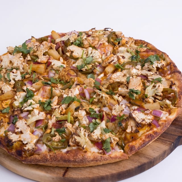 Deep Pan Achari Gobi Pizzatwist.