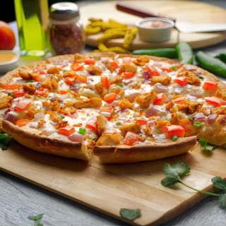 Deep Pan Plant-Based Butter Chicken Pizzatwist