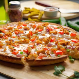 Detroit Halal Butter Chicken Pizzatwist
