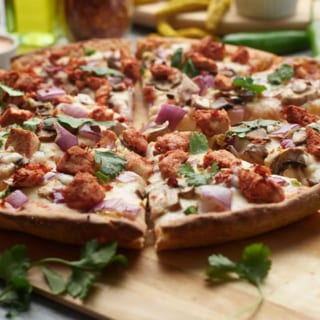 Deep Pan Halal Tandoori Chicken Pizzatwist