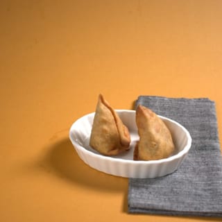 Samosa (12 pcs) NT