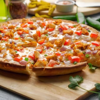 Butter Chicken Pizzatwist