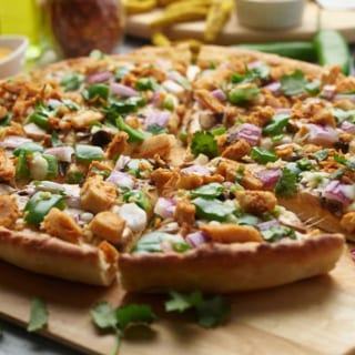 Detroit Plant-Based Tikka Masala Chicken Pizzatwist