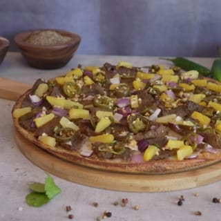 Spicy Beef Lamb Kabob Pizzatwist